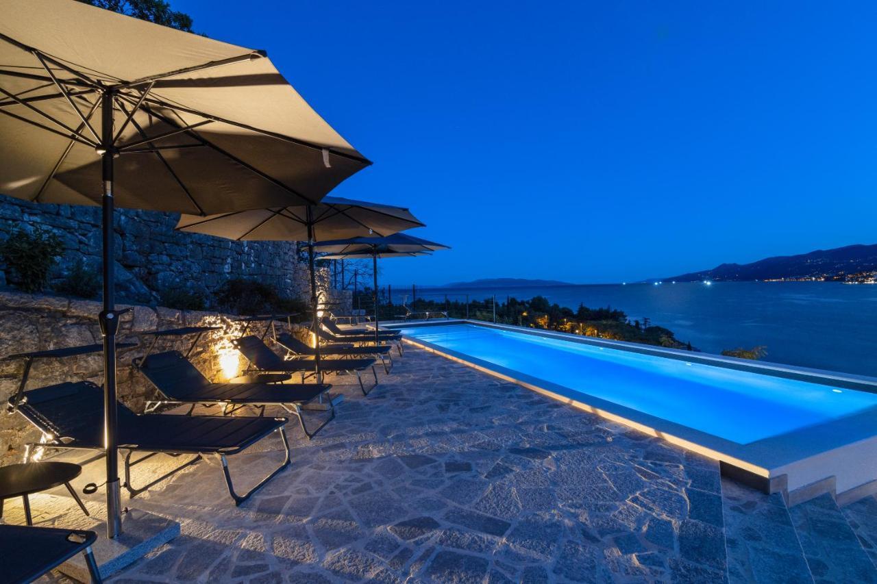 Mare Sano Plaza Apartmán *