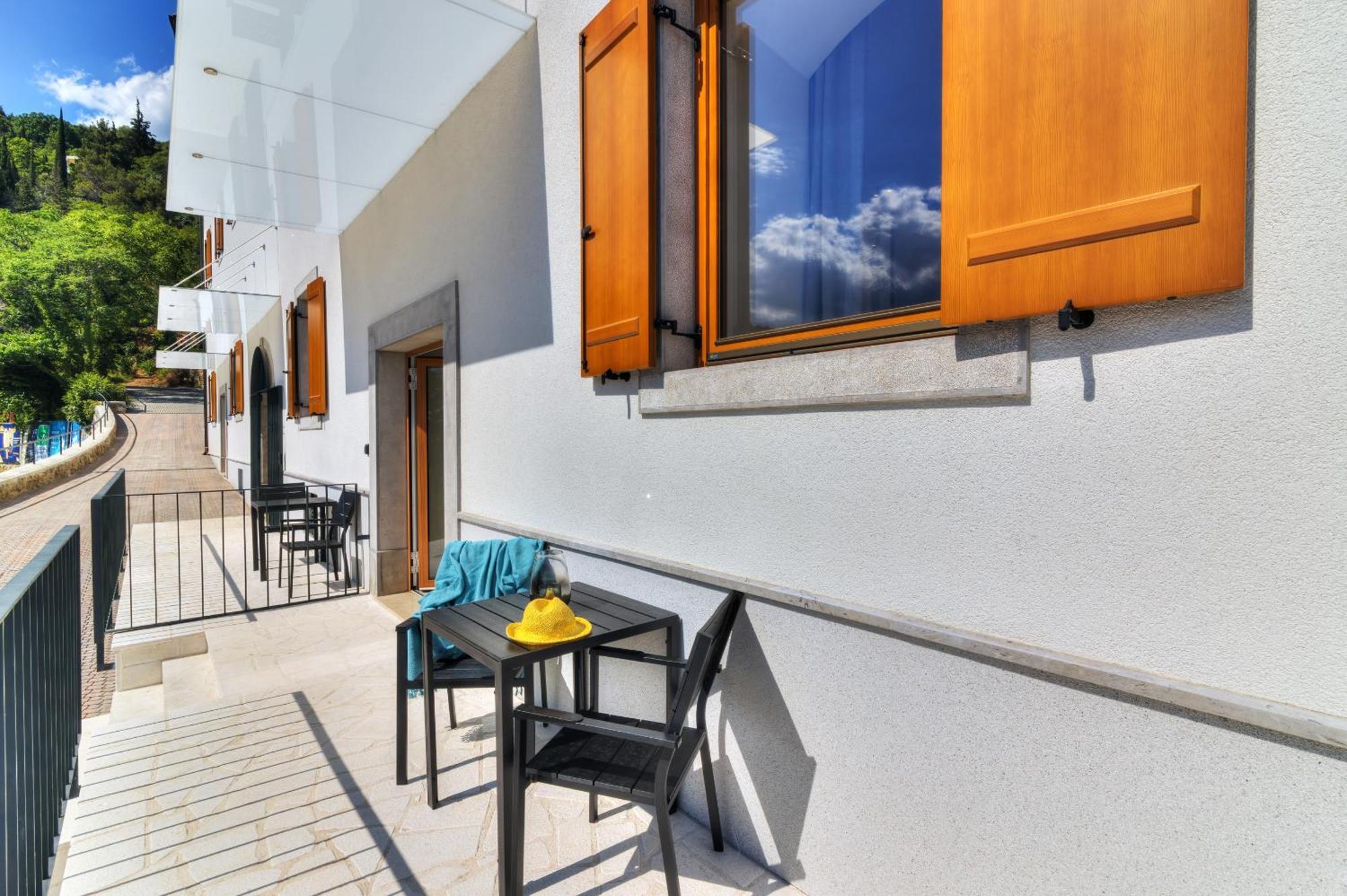 Apartment Mare Sano Plaza *